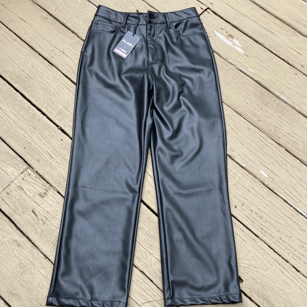 CI SONO FAUX LEATHER SIZE 11 Pants NWT BLACK